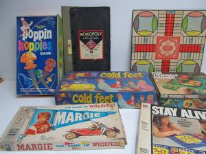 lot 168 image: Group of Vintage Board & Other Games