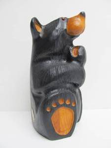 lot 269 image: Solid Wood BIG SKY BEARS Black Bear Carving by Jeff Fleming