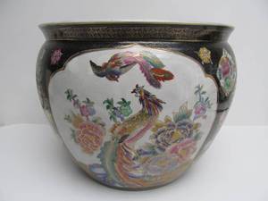 lot 270 image: Large Chinese Art Potter Fish & Birds Planter 