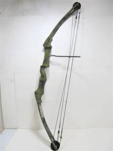 lot 126 image: BEAR Whitetail II Compound Bow