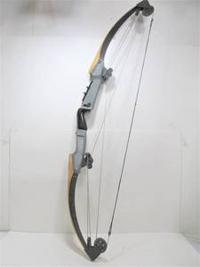 lot 127 image: BEAR Archery AMO 44 Compound Bow
