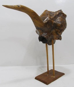 lot 135 image: Folk Art Carved Burled Wood Bird Carving