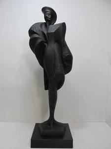 lot 145 image: LARGE Vintage Signed Austin Production Statue - Lady in Black