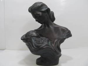 lot 146 image: Very Nice Austin Productions Sculpture by Alice Heath
