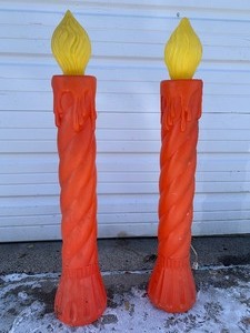 lot 318 image: Pair of 35 Christmas Candle Blow Molds Lawn Decoration Set