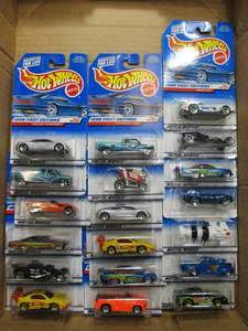 lot 283 image: Large Group of NOS Unopened HOT WHEELS - 1998 First Editions