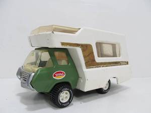 lot 291 image: Vintage Green TONKA Truck & Camper