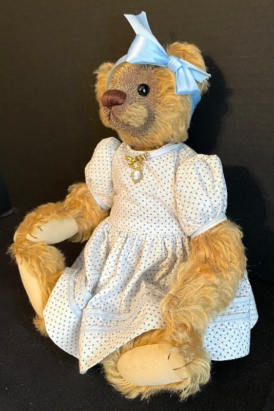 Original Rosalie Frischmann by Mill Creek Creations Bear Doll |  Antiquities, Collector's Delights and Marvelous Treasures in Minnetonka  Part Two~ Estate Auction! | K-BID