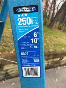 lot 125 image: Werner 6 Foot Fiberglass 250 Lb Ladder Model 6006
