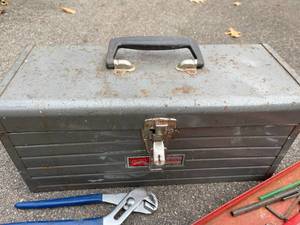 lot 126 image: Craftsman Tool Box with Tools