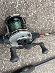 lot 129 image: 3 Fishing Rods and Reels