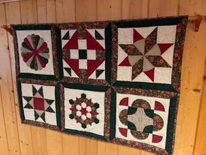 lot 151 image: Hand Made Wall Quilt Piece with Wall Mount Rack