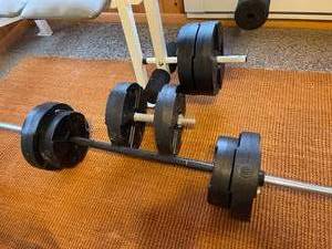 lot 174 image: Weider Weight Bench and Assorted Weights