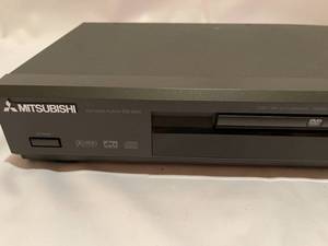 lot 180 image: Mitsubishi DVD Video Player Model DD-4030
