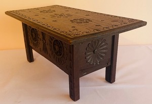 lot 55 image: Vintage Ornate Wooden Slide Top Box