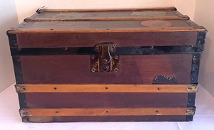 lot 66 image: Petite Antique Trunk with Tray Insert