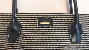 lot 68 image: Eric Javits of New York Tote