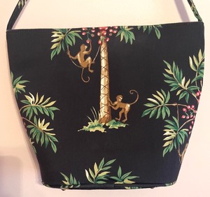 lot 78 image: Michelle Ferguson for Queen Bee Handbag