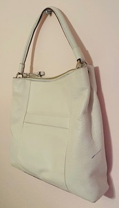 lot 99 image: Cream Leather Pebble Grain Handbag by Kate Spade