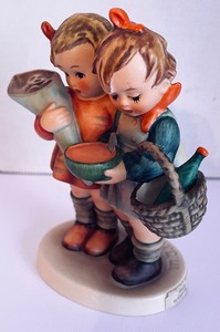 lot 198 image: Trio of Hummel Figurines including Hummel Figurine Going to Grandmas, Hummel Figurine Smart Little Sister & Hummel Figure Duet