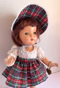 lot 220 image: Vintage Effanbee Patsy Doll