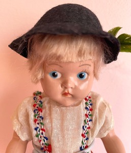 lot 223 image: 1948-1950 Vogue Painted Eye Ginny Sven Doll