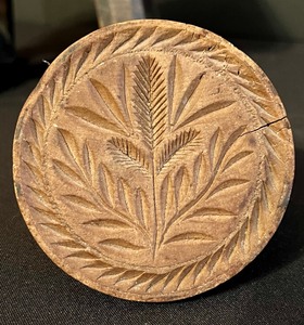 lot 246 image: Primitive Antique Wooden Butter Molds and Small Decorative Primitive Wooden Stool