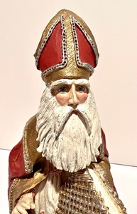 lot 240 image: Duncan Royale Royal History of Santa St. Nicholas Figurine