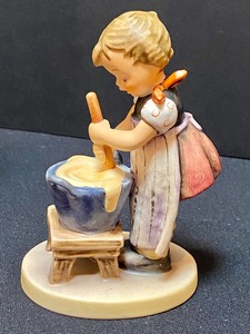 lot 307 image: Hummel Figurine Baking Day
