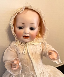 lot 358 image: Antique Hertl Schwab Bisque Doll