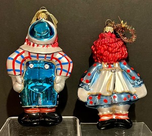 lot 367 image: Hand Painted Polonaise Collection Raggedy Ann and Andy Glass Ornaments by Kurt S. Adler