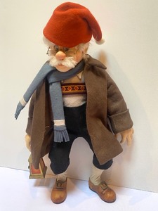 lot 23 image: R. John Wright Geppetto Searches for Pinocchio Doll