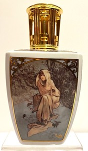 lot 292 image: Goebel Lampe Berger of Paris Four Seasons Oil Candle