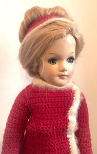 lot 381 image: Stunning Vintage Doll by Mary Hoyer