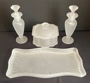 lot 402 image: Martinsville Taper Spiral Satin Glass Vanity Set