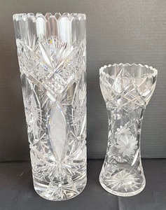 lot 24 image: Charming Crystal and Clear Glass Grouping