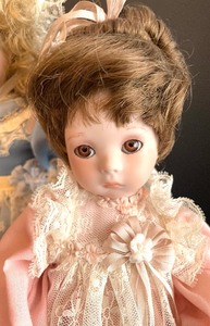 lot 29 image: Mothers Little Treasures Limited Edition Dolls by Phyllis Perkins