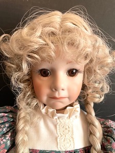 lot 425 image: Julie Good-Kruger Love Me Reproduction Doll