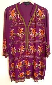 lot 427 image: Stylish Variety of Womens Quality Shirts