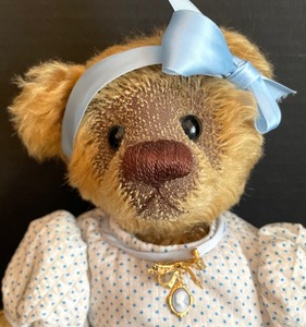 lot 442 image: Original Rosalie Frischmann by Mill Creek Creations Bear Doll