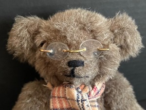 lot 439 image: Tender Treasures Bear Doll by Kathleen Robinson