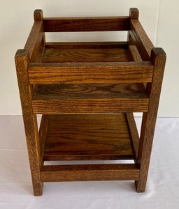 lot 112 image: Vintage Arts and Craft Style Oak Two Tiered Plant Stand