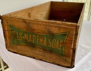 lot 121 image: Vintage Wooden Fels-Naptha Soap Crate