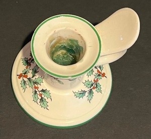 lot 310 image: Five Assorted Pieces of Spode Christmas China