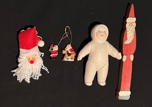 lot 347 image: Variety of Christmas Decorations