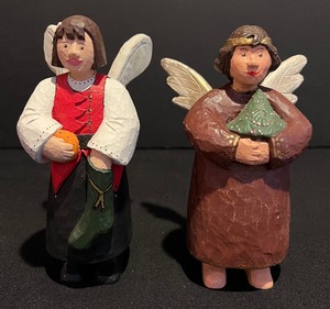 lot 471 image: Collection of Wood Carved Christmas Figurines