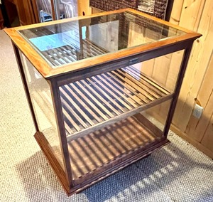 lot 491 image: Vintage Beveled Glass Antique General Store Display Cabinet