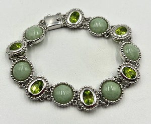 lot 134 image: Sterling Silver Jade and Peridot Bracelet