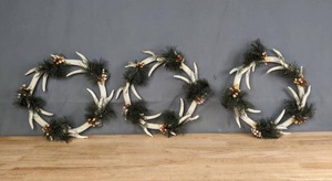 lot 224 image: Set of 3 Rustic Wreaths H