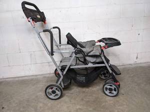 lot 237 image: Joovy Caboose Stand on Tandem Stroller H